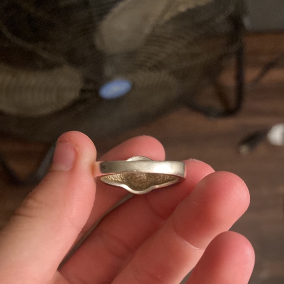 Ring - Picture 3 of 3